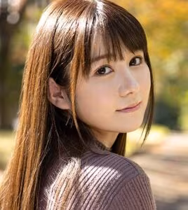 愛花あゆみ